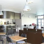 Brit Confort Centre Hotel 3*