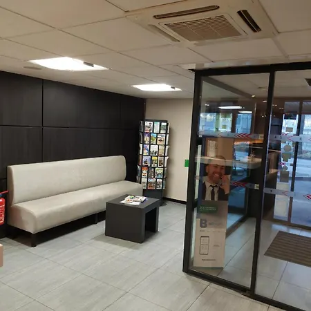 Hotel Brit Confort Centre