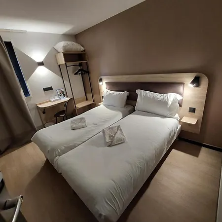 Hotel Brit Confort Centre