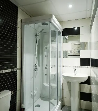 鲁昂中心布里特酒店 酒店 2*