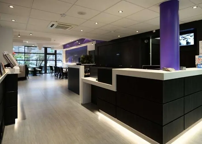 Brit Confort Centre 2*