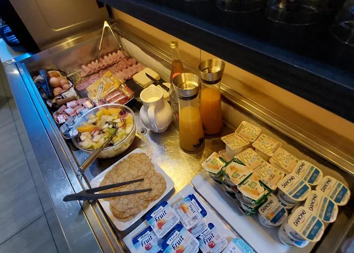 Brit Confort Centre Otel Rouen